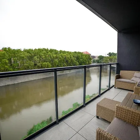 Via Marina Apartman *