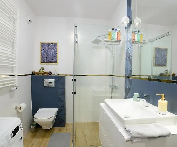 Via Marina Apartment *